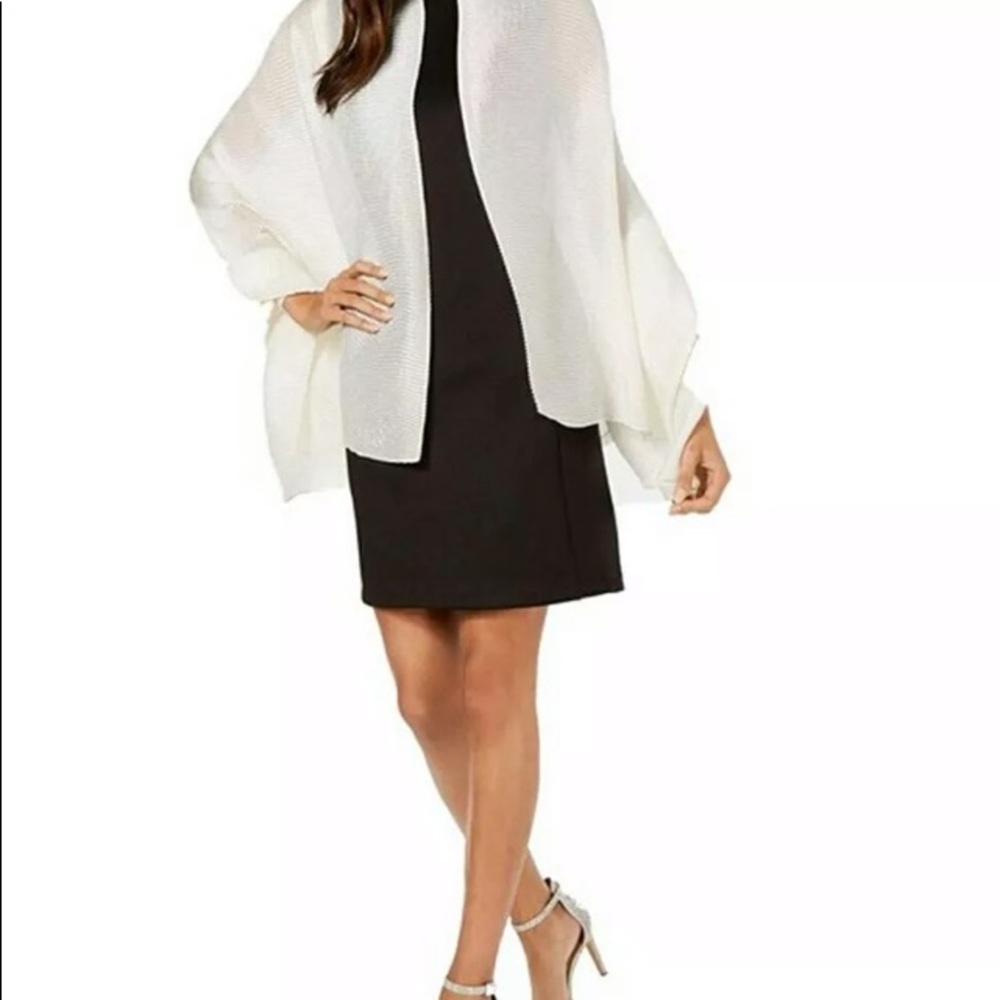Inc. Women’s Ivory Lightweight Scarf Wrap NWT